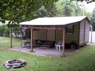 Camp Inn Cabin Rentals on the Nantahala River North Carolina